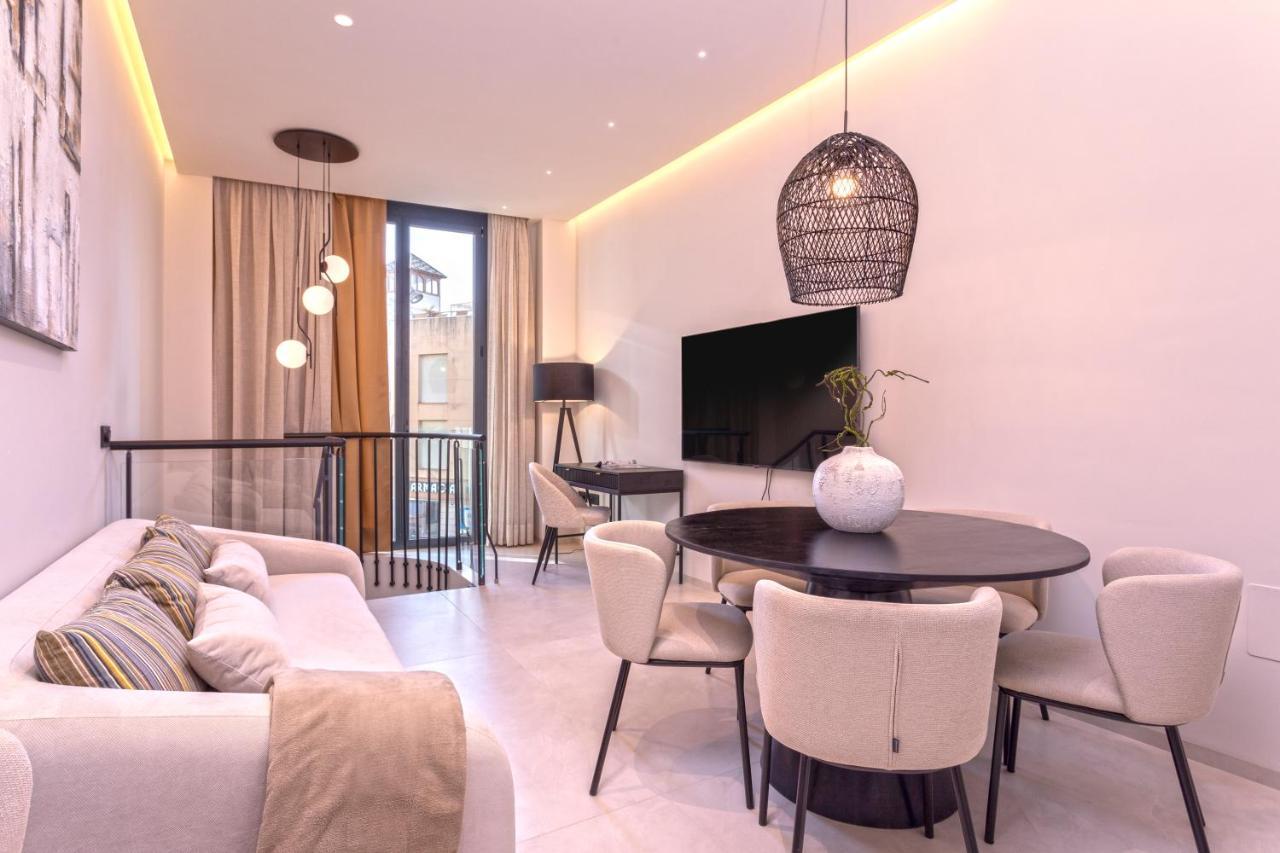 Magnificent Renovated 2Bd 2Bth Duplex With Backyard - City Centre 马拉加 外观 照片