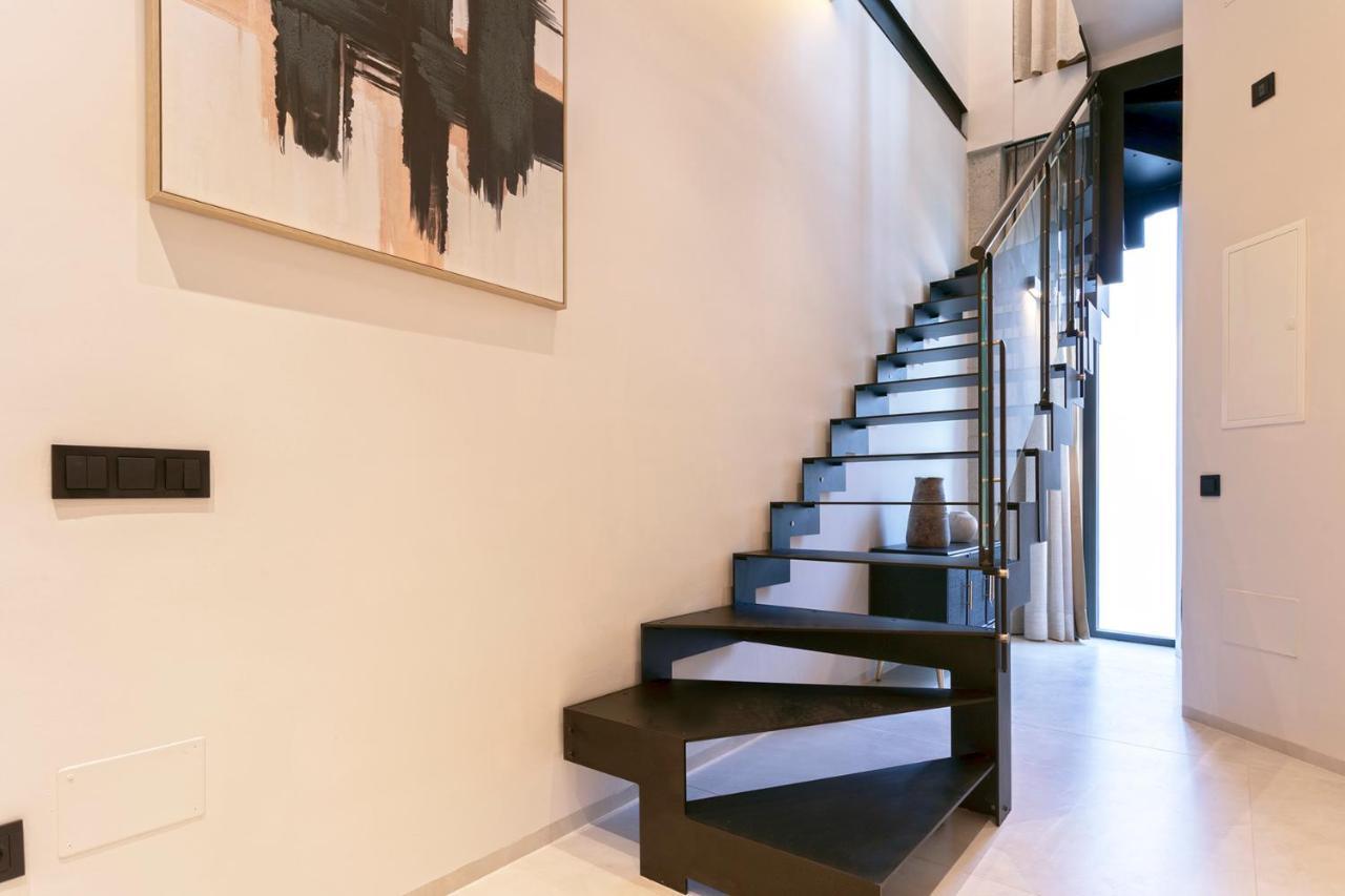Magnificent Renovated 2Bd 2Bth Duplex With Backyard - City Centre 马拉加 外观 照片